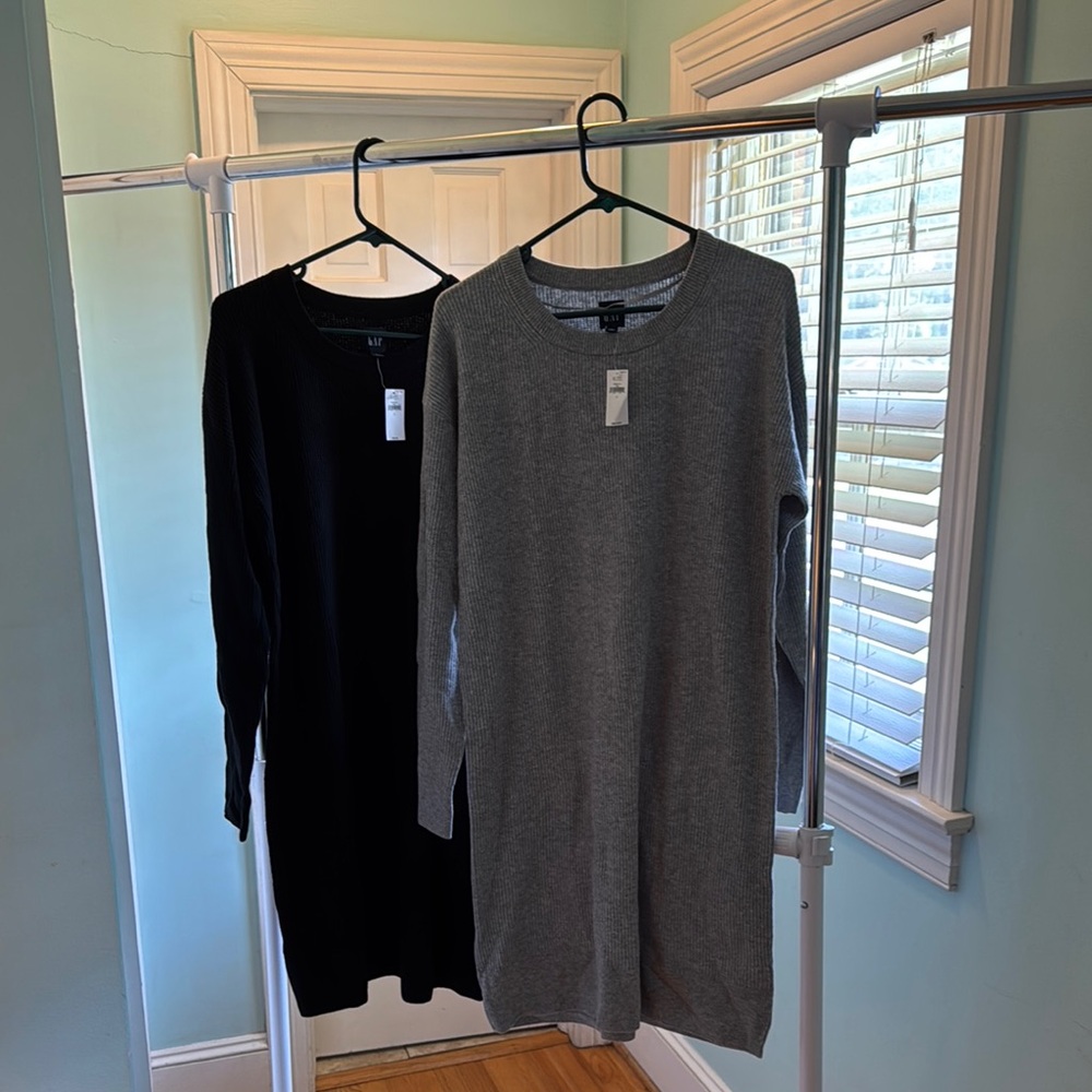 GAP Charcoal Ribbed Knit Pullover